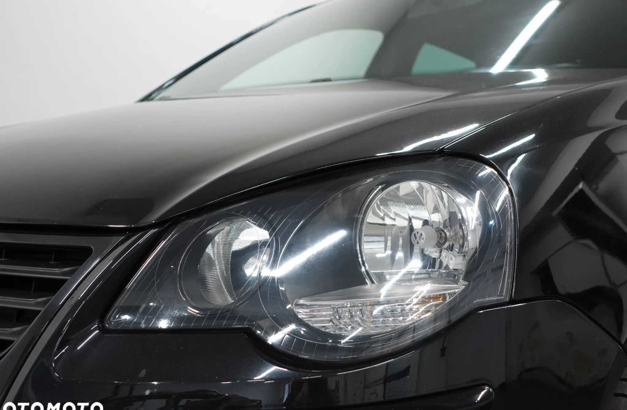 Volkswagen Polo cena 13900 przebieg: 197960, rok produkcji 2009 z Małogoszcz małe 667
